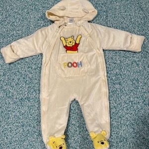 Disney Pooh Bear Bunting Suit, 6-9 months, never worn!